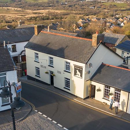The Bear Inn Llantrisant  Buitenkant foto